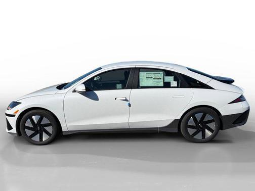 2025 Hyundai IONIQ 6 SE