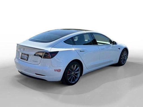 2019 Tesla Model 3 Performance