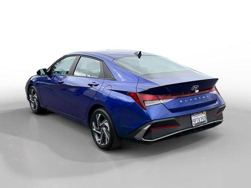 2025 Hyundai ELANTRA Sport
