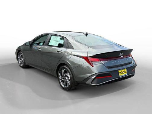 2025 Hyundai ELANTRA Sport