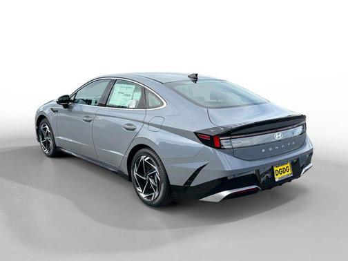 2026 Hyundai SONATA SEL