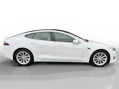 2017 Tesla Model S 75D