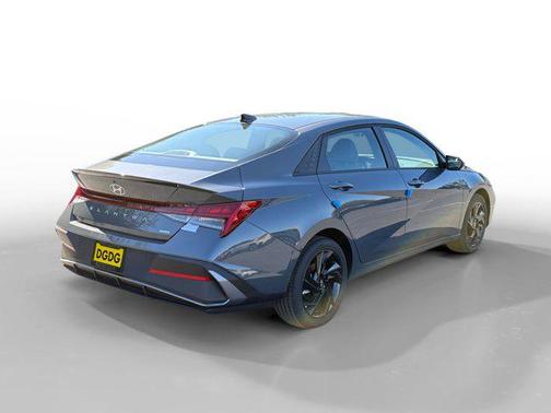 2026 Hyundai ELANTRA HEV SEL Sport