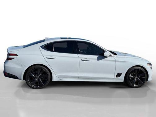 2023 Genesis G70 2.0T RWD