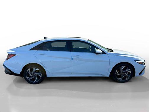 2025 Hyundai ELANTRA HEV Limited
