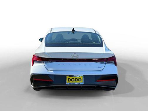 2025 Hyundai ELANTRA HEV Limited