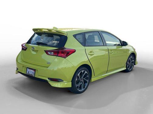 2017 Toyota Corolla iM Base