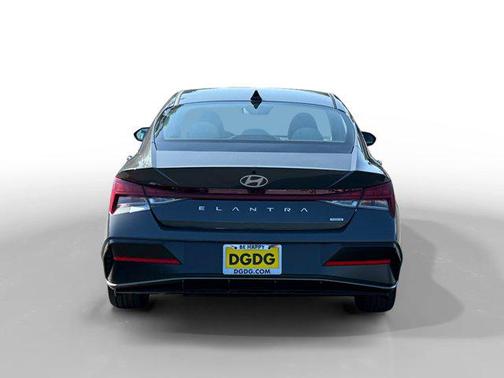 2025 Hyundai ELANTRA HEV Limited