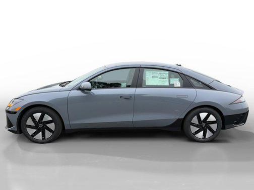 2025 Hyundai IONIQ 6 SE