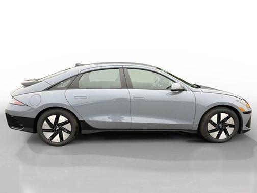 2025 Hyundai IONIQ 6 SE