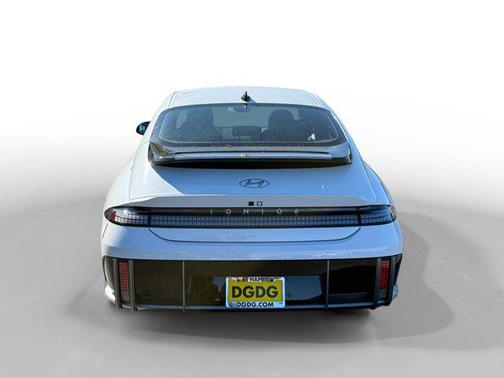2025 Hyundai IONIQ 6 SE