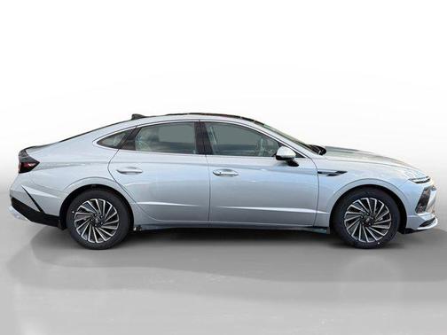 2026 Hyundai SONATA Hybrid SE
