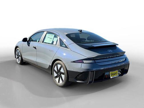 2025 Hyundai IONIQ 6 SE