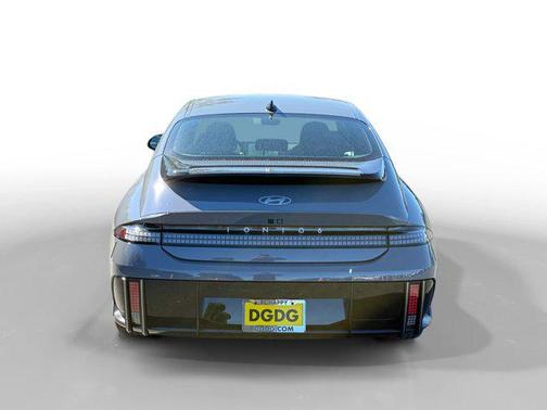 2025 Hyundai IONIQ 6 SE