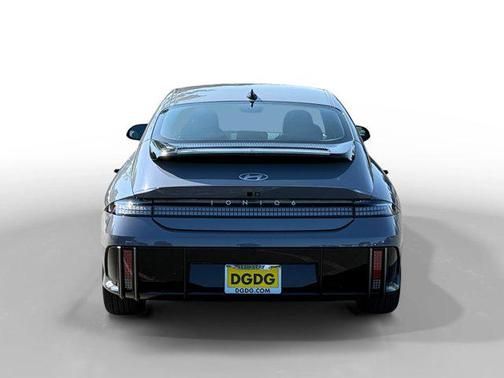 2025 Hyundai IONIQ 6 SE