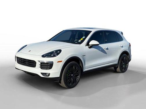 2016 Porsche Cayenne S