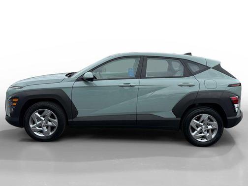 2024 Hyundai KONA SE