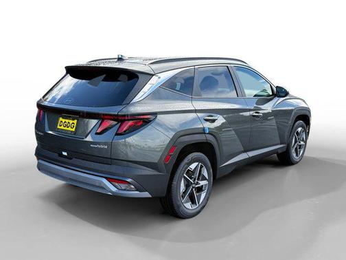 Amazon Gray 2026 Hyundai TUCSON Hybrid SEL