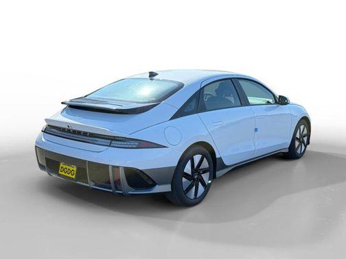 2025 Hyundai IONIQ 6 SE