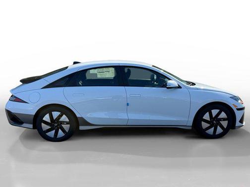 2025 Hyundai IONIQ 6 SE