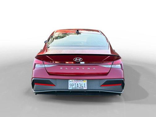 2025 Hyundai ELANTRA Sport
