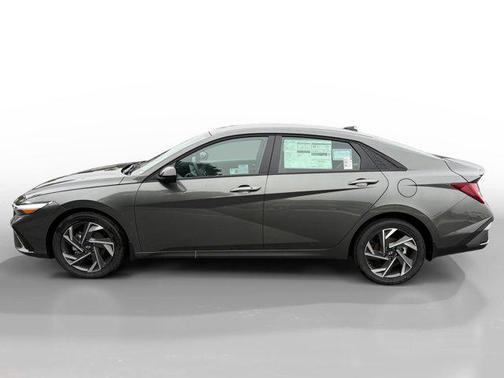 2025 Hyundai ELANTRA HEV SEL Sport