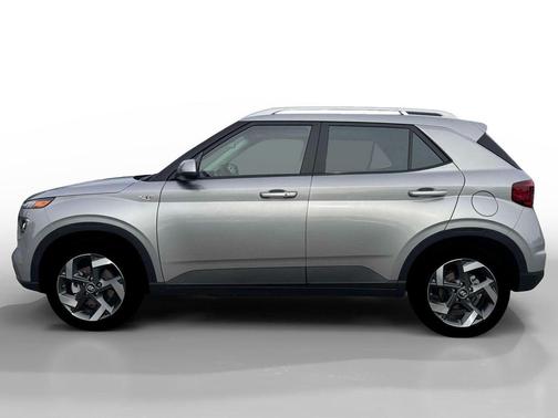 Shimmering Silver 2026 Hyundai VENUE SEL