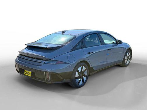 2025 Hyundai IONIQ 6 SE