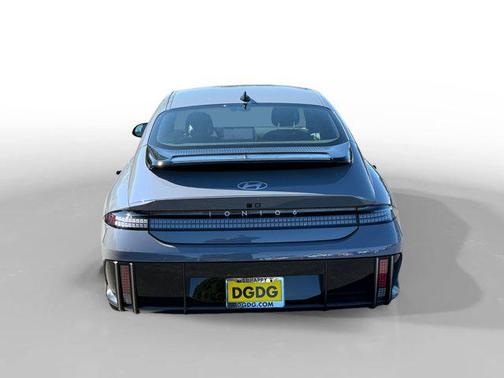 2025 Hyundai IONIQ 6 SE