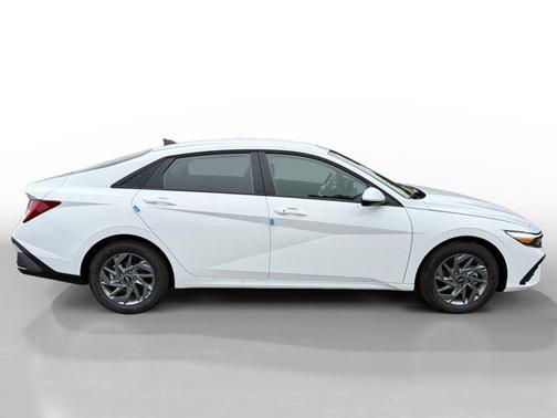 2026 Hyundai ELANTRA HEV Blue