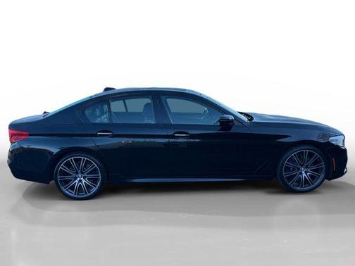 2018 BMW 540 540i