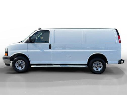 2023 GMC Savana 2500 Work Van