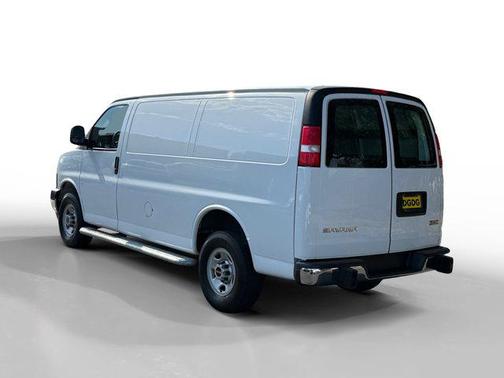 2023 GMC Savana 2500 Work Van