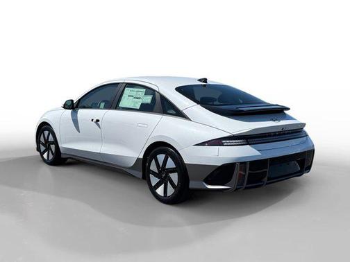 2025 Hyundai IONIQ 6 SE