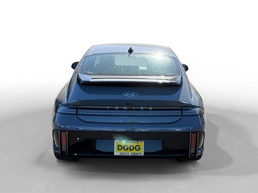 2025 Hyundai IONIQ 6 SE