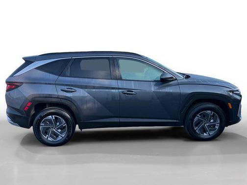 2025 Hyundai TUCSON Hybrid Blue