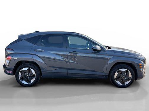 2025 Hyundai KONA EV SEL