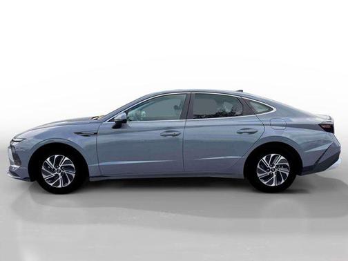 Transmission Blue 2026 Hyundai SONATA Hybrid Base