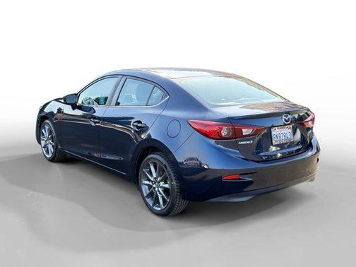 2018 Mazda Mazda3 Touring