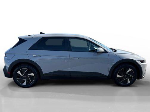 2025 Hyundai IONIQ 5 SE