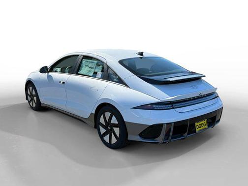 2025 Hyundai IONIQ 6 SE