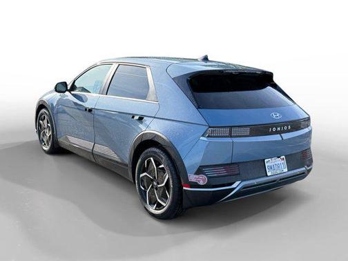 2024 Hyundai IONIQ 5 SE
