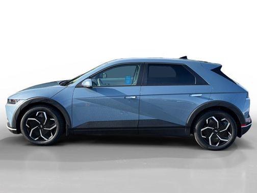 2024 Hyundai IONIQ 5 SE