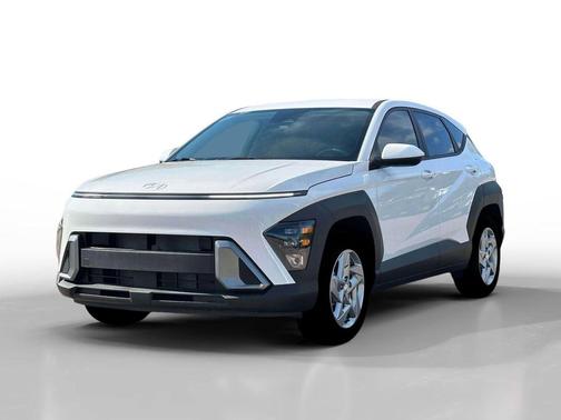 Atlas White 2026 Hyundai KONA SE