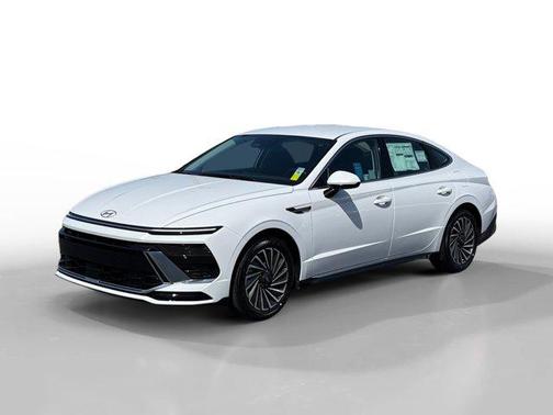2025 Hyundai SONATA Hybrid SE
