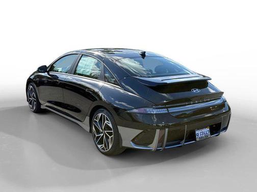 2024 Hyundai IONIQ 6 SEL