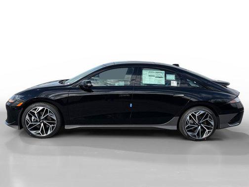 2025 Hyundai IONIQ 6 Limited