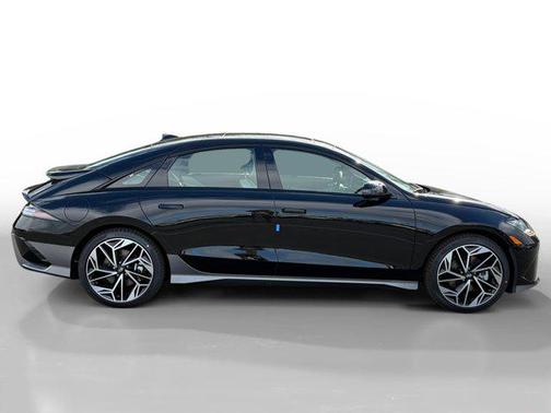 2025 Hyundai IONIQ 6 Limited