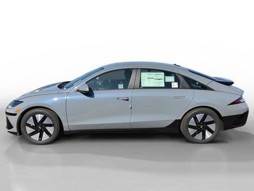 2025 Hyundai IONIQ 6 SE