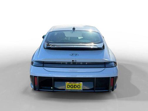 2025 Hyundai IONIQ 6 SE